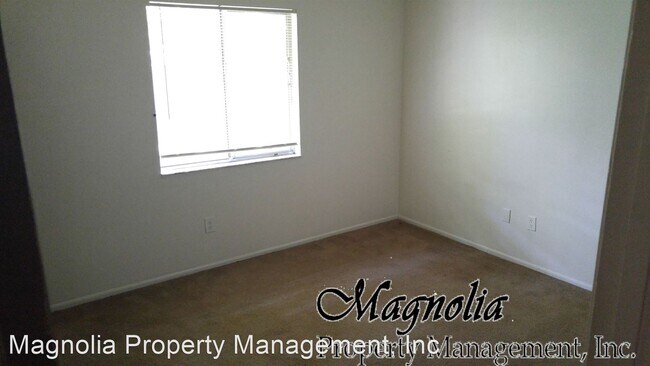 Building Photo - 3 br, 2 bath House - 127 Dorscher Road