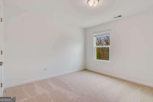 Building Photo - 5820 Flint Ln