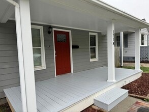 Building Photo - 1218 Pender St