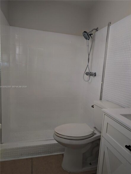 Building Photo - 888 SW 62nd Ave
