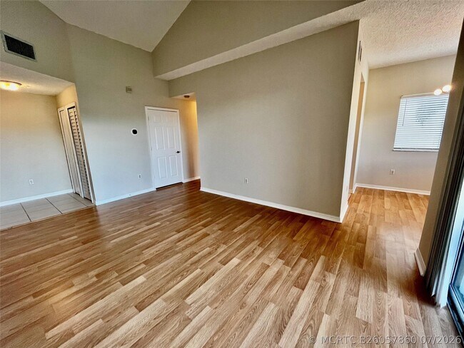 Building Photo - 7085 Nova Dr