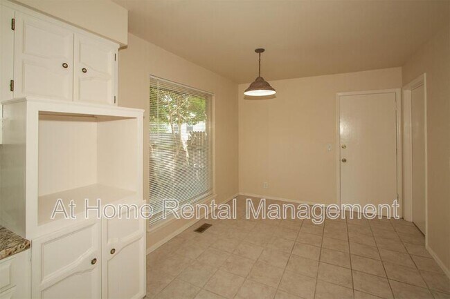 Building Photo - 7729 S 70th E Ave