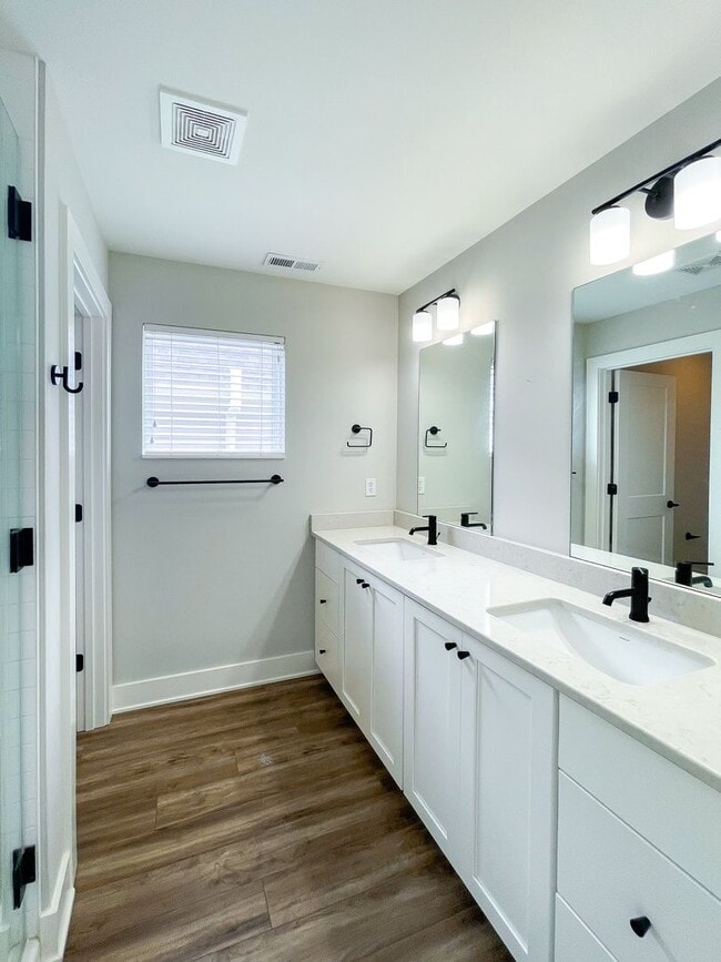 Building Photo - 20 Central Greens Blvd