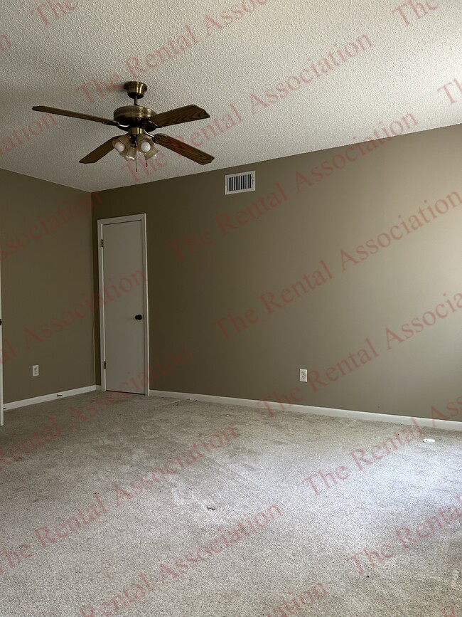 Building Photo - 541 Melton Dr