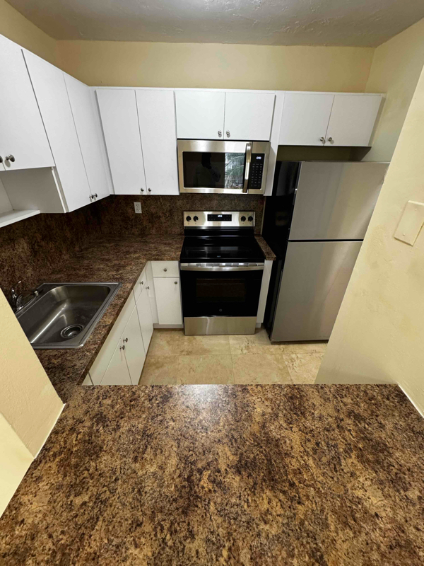 Primary Photo - 909 NW 45th Ave