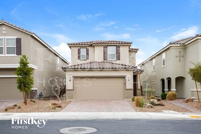 Primary Photo - 7028 Fossil Lake St