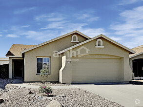 Building Photo - 4757 E Meadow Lark Way