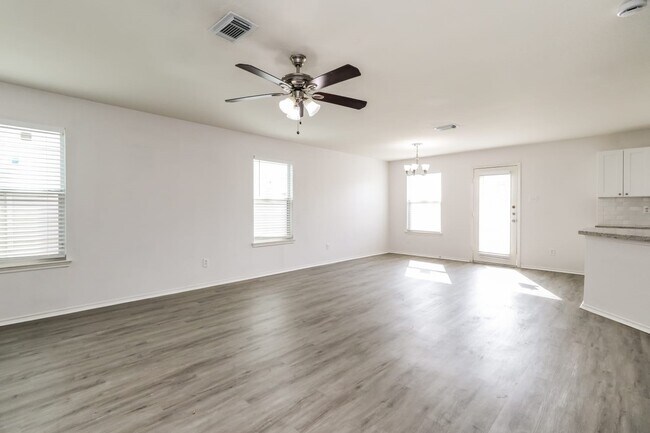 Building Photo - 20735 Desert Shadows Ln