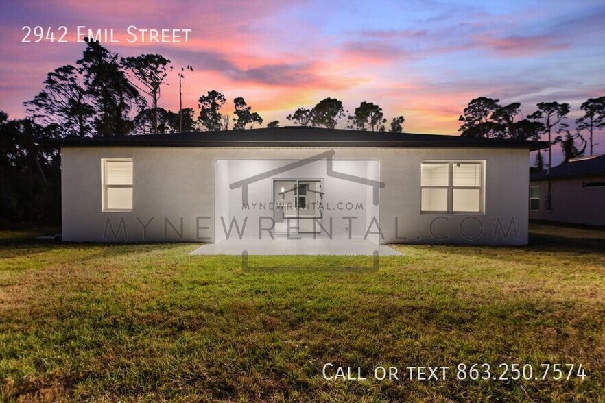 Building Photo - 2942 Emil St