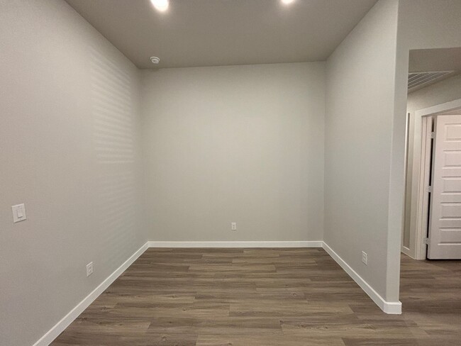 Building Photo - Brand-New 3-Bedroom Gem in Bells Farms – Y...