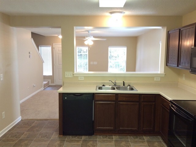 Building Photo - 2665 Pebble Meadow Ln