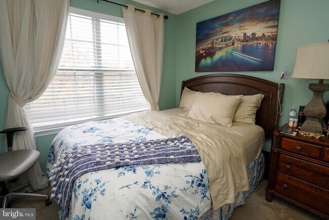 Building Photo - 5636 Gwynndale Ave