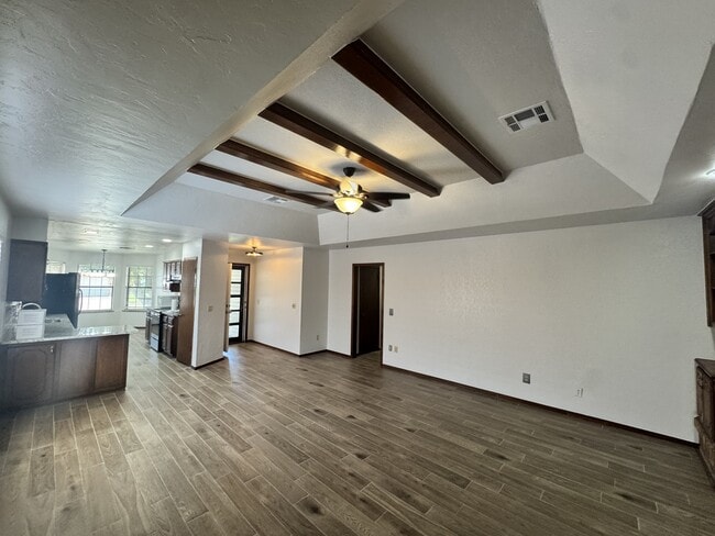 Building Photo - 13172 Eastridge Dr