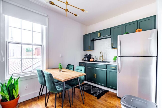 Building Photo - 241 W Water St