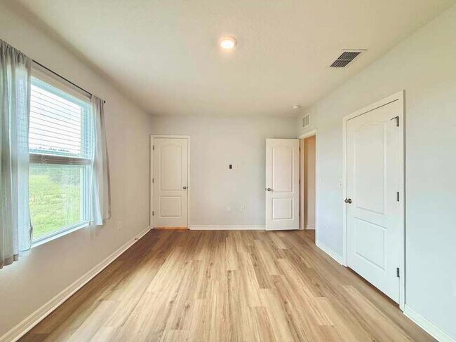 Building Photo - 212 Feltrim Reserve Blvd