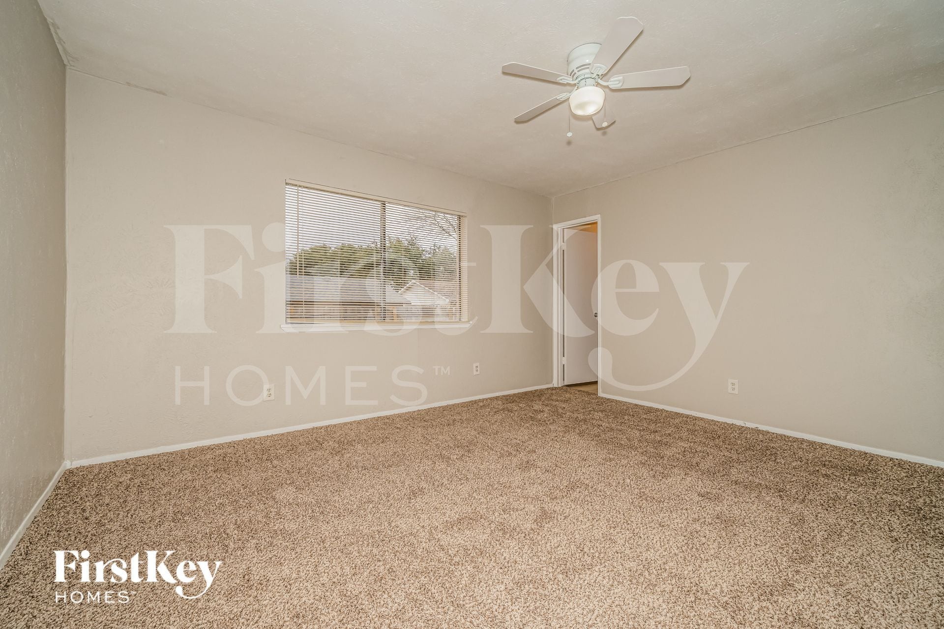 Building Photo - 6403 Redwood Ln