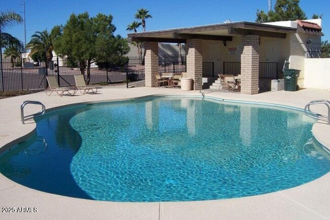 Building Photo - 18050 N 25th Way