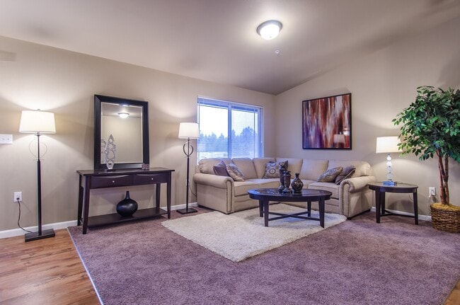 Floorplan - 8Hundred West Apartments