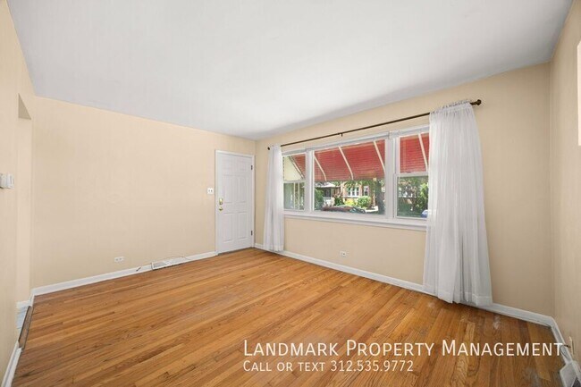 Building Photo - 3109 Grove Ave