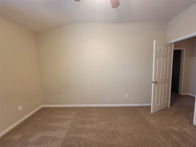 Building Photo - 2414 Gwenfair Dr