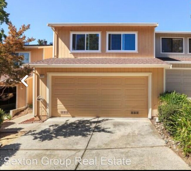 Primary Photo - 2513 Fern Leaf Ln