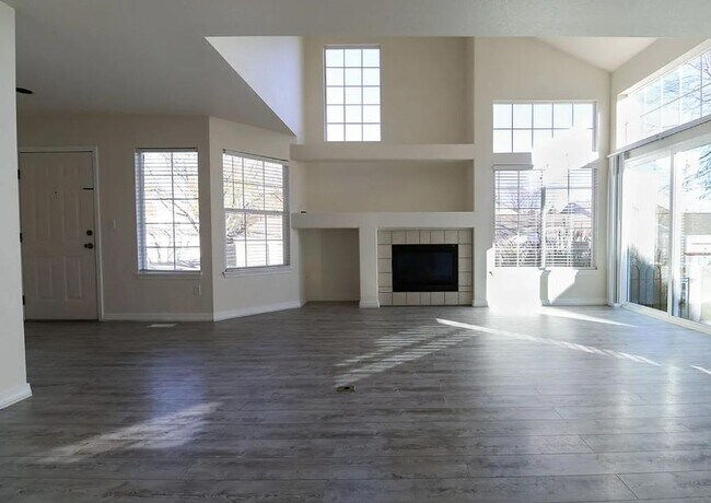 Building Photo - 2602 Timberwood Dr