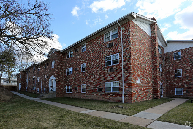 Building Photo - Perkiomen Apartments