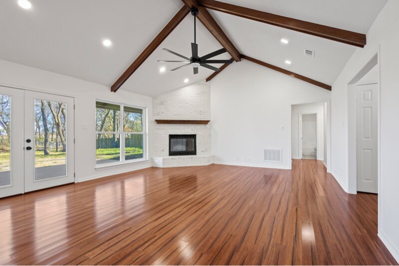 Building Photo - 170 N Meadowbrook Dr