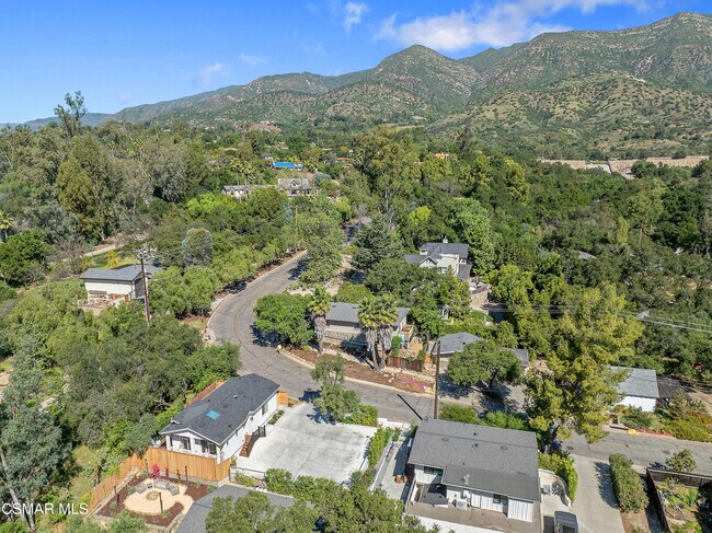 Building Photo - 313 Raymond St