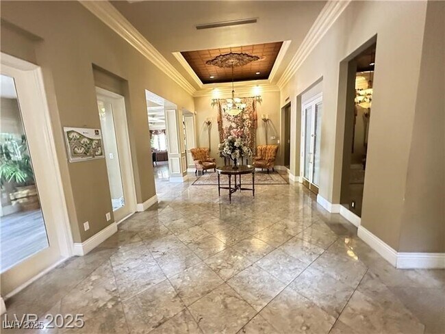 Building Photo - 270 E Flamingo Rd