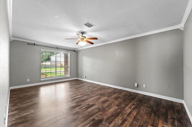 Building Photo - 16338 Hickory Point Rd