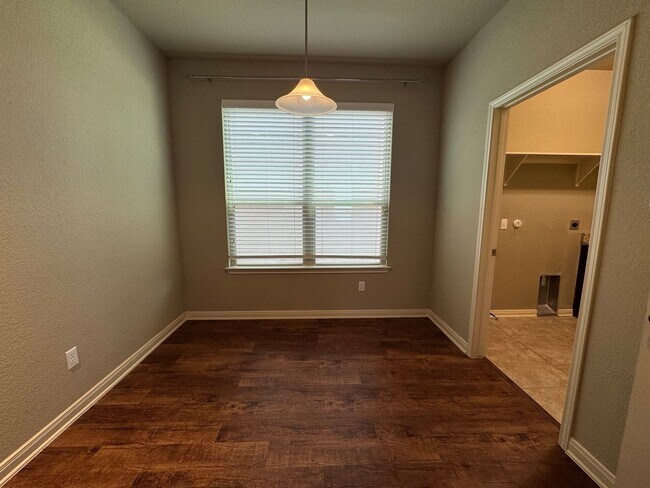 Building Photo - 4-Bedroom House for Rent in Killeen