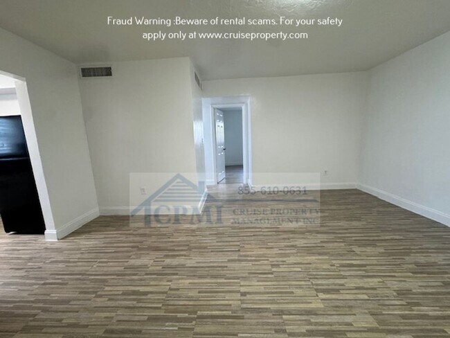 Building Photo - 3720 SW 59th Ave