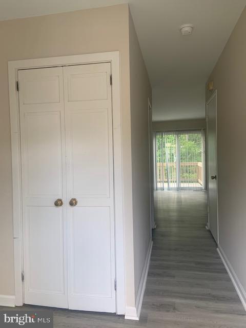 Building Photo - 2804 Cambridge Dr