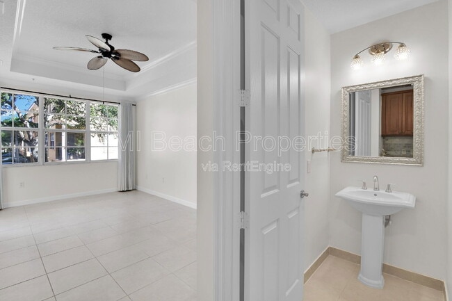 Building Photo - 2441 San Pietro Cir