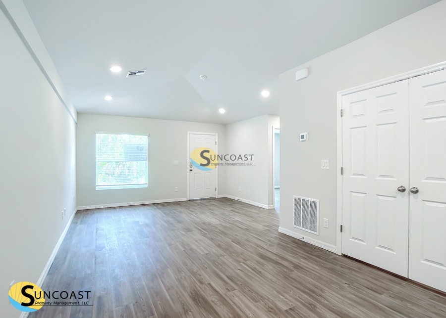 Building Photo - 109 E Harvard St