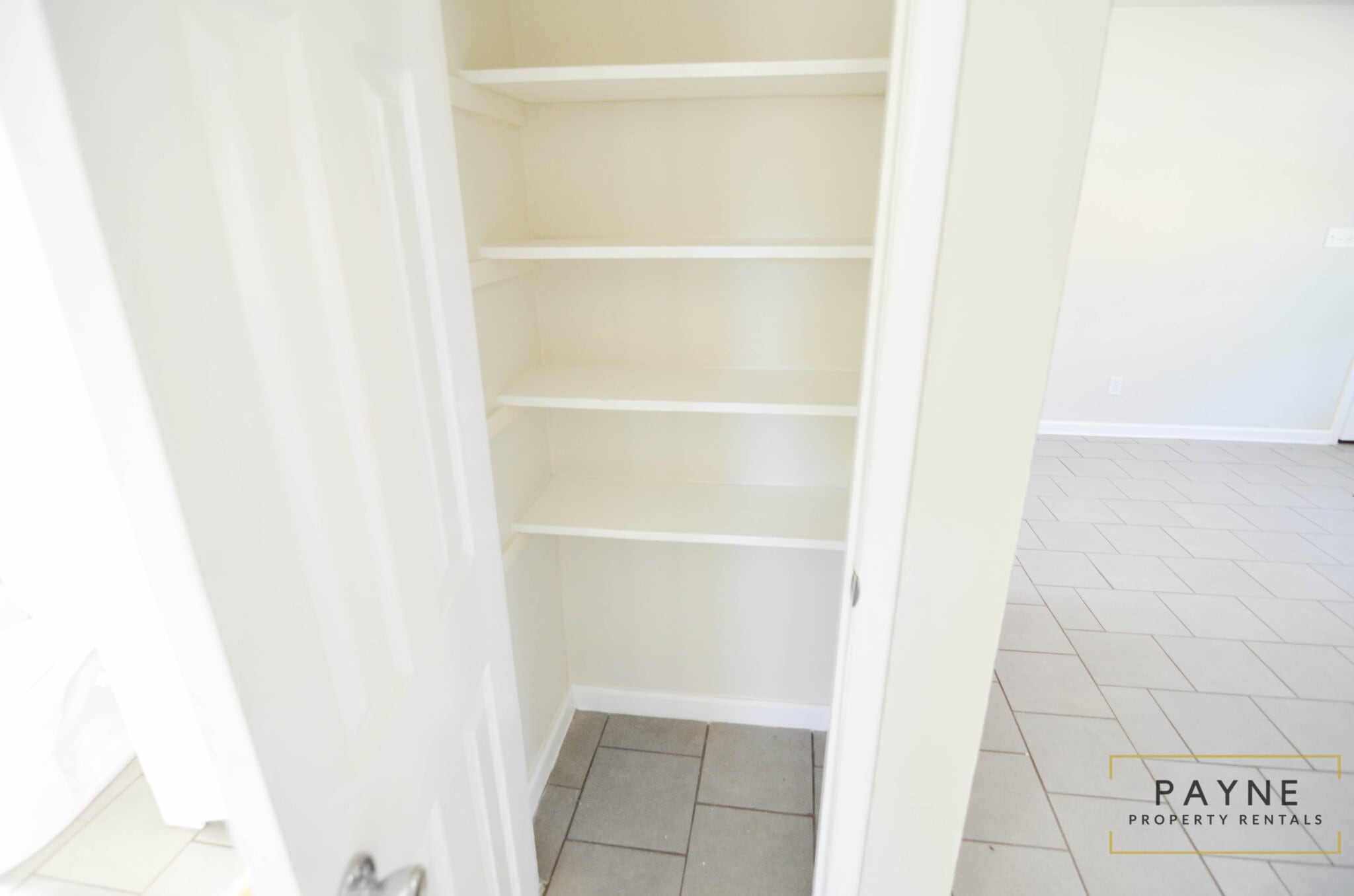 Building Photo - 4333 Rosemont Dr #A