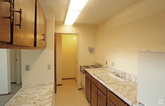 Kitchen - Historical Park Apartments