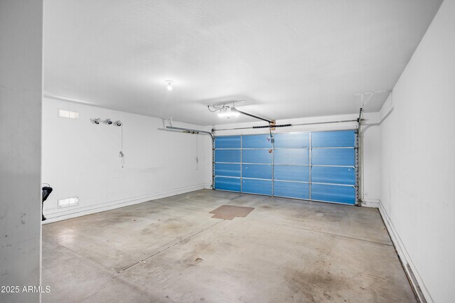 Building Photo - 15651 N 164th Ln