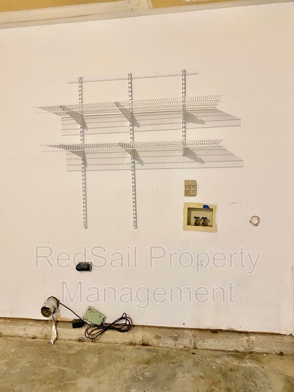 Building Photo - 308 Jacks Pl