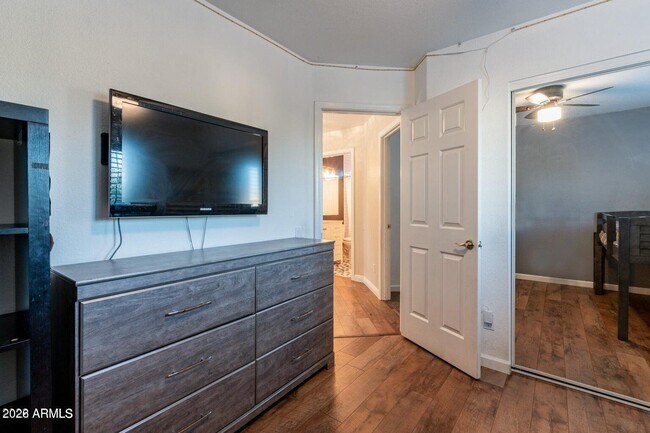 Building Photo - 16223 N 10th Ave