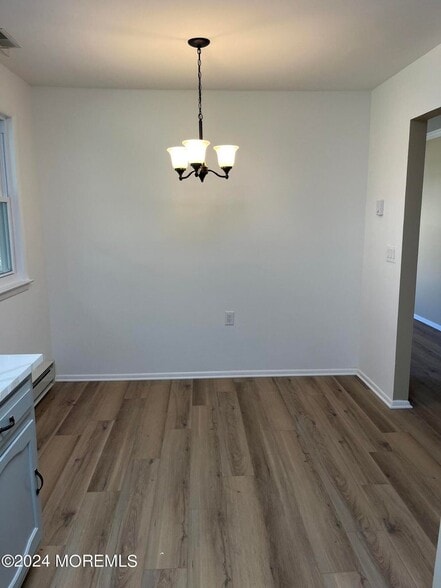 Eat-in Kitchen area - 7A Ivy St