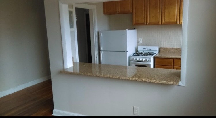 Building Photo - 1135 16th St NE