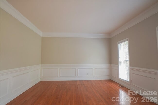 Building Photo - 3552 Weddington Oaks Dr