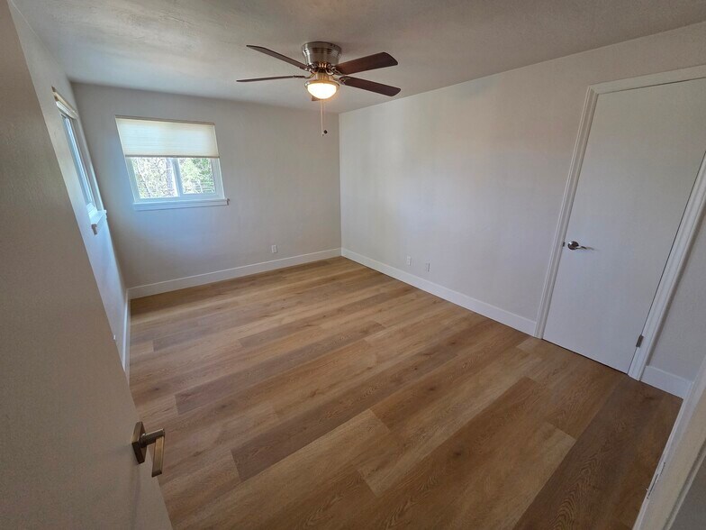 Building Photo - 1211 Gordon Ave