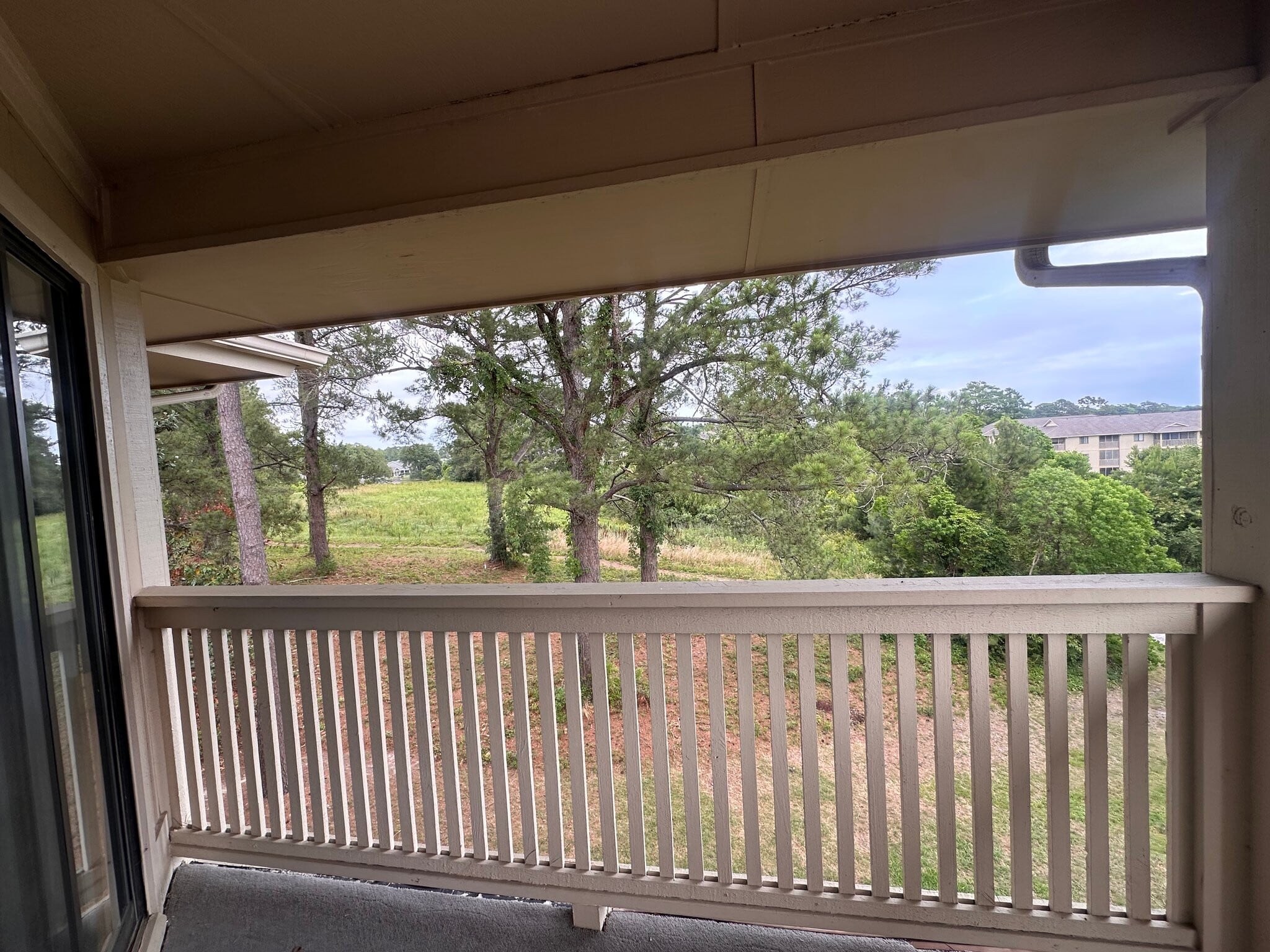 Building Photo - 4210 Pinehurst Cir