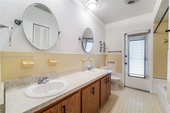 Building Photo - 7970 SW 146th St