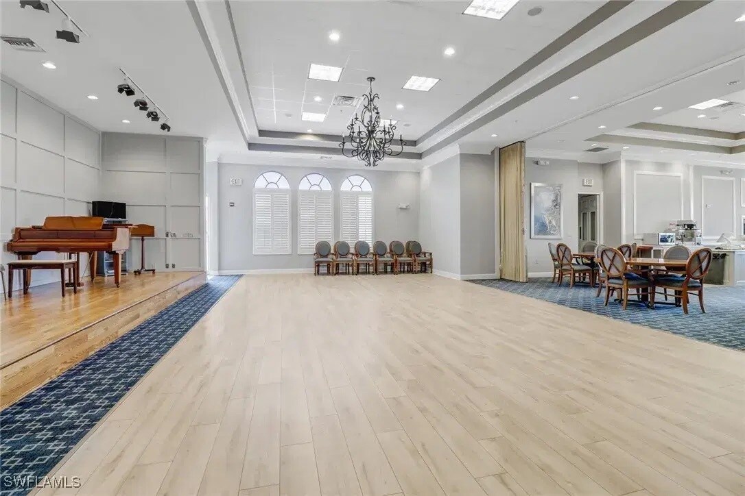 Clubhouse Ballroom - 5 High Point Cir W