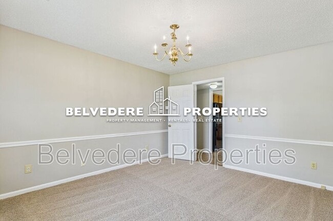 Building Photo - 900 Stockwood Ct