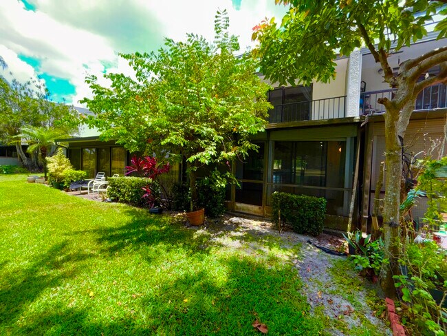 Building Photo - 4807 Esedra Ct